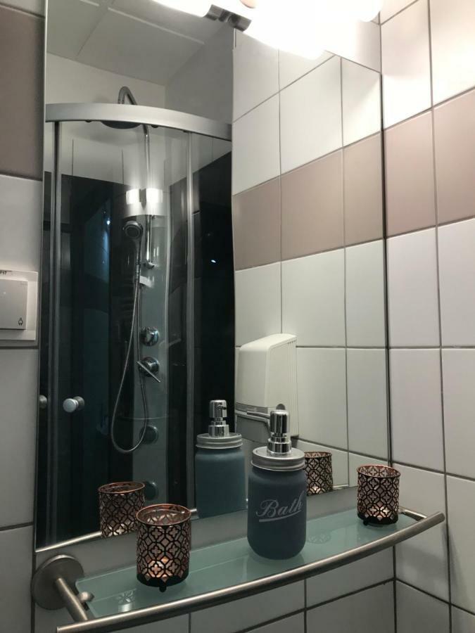 Vabank Apartamenty W Centrum Zielona Gora  Bagian luar foto